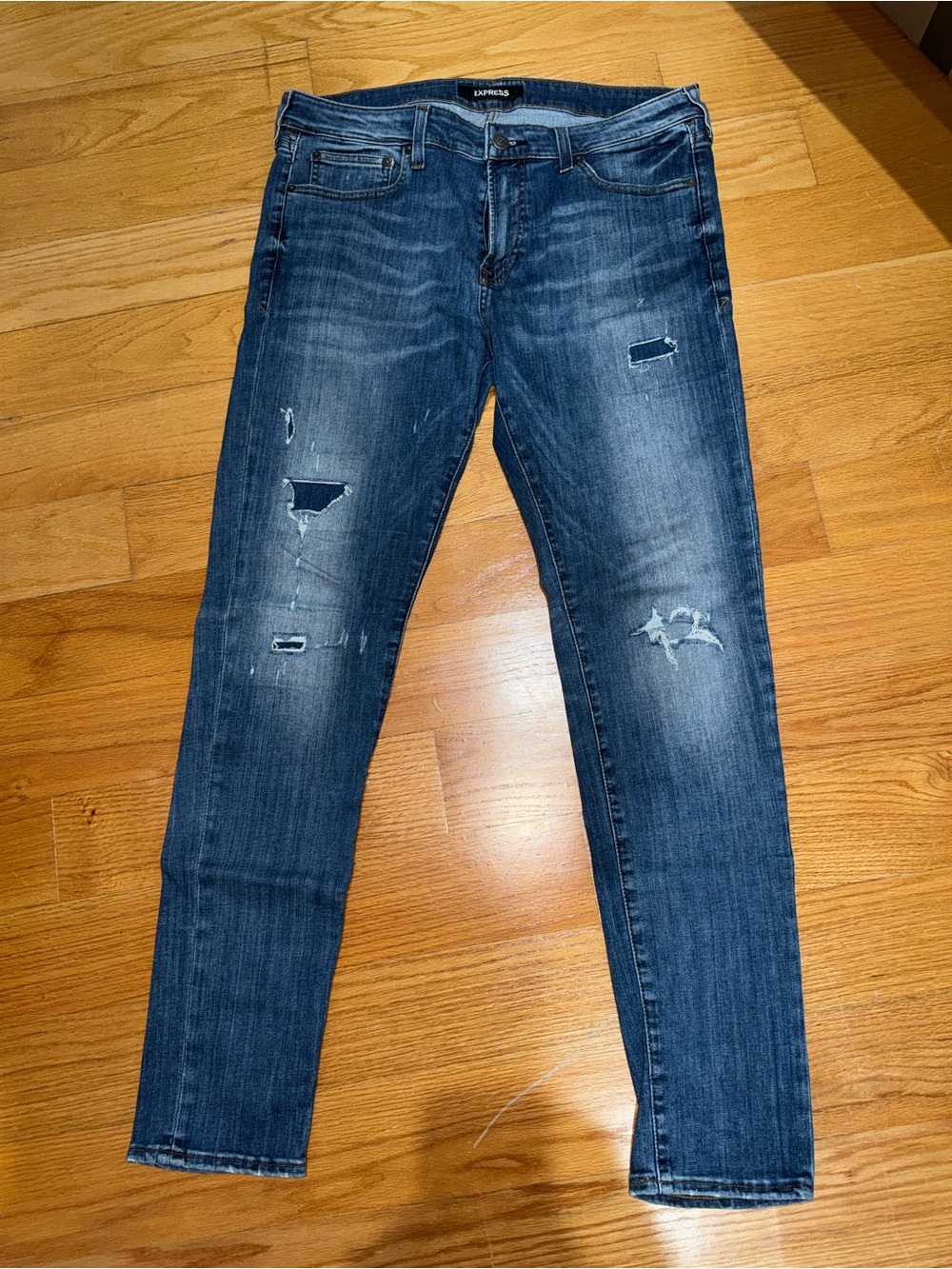 Banana Republic Men's Distressed Slim Jeans in Blue